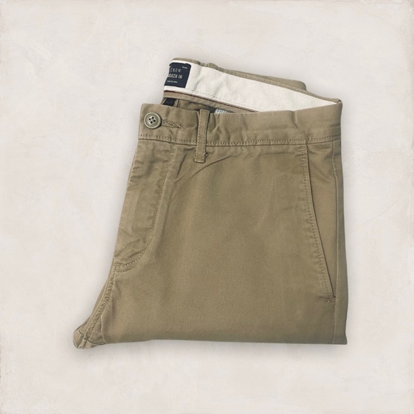 Men's J. Crew Broken -In Tech Pant 29"x32" - Picture 2 of 5